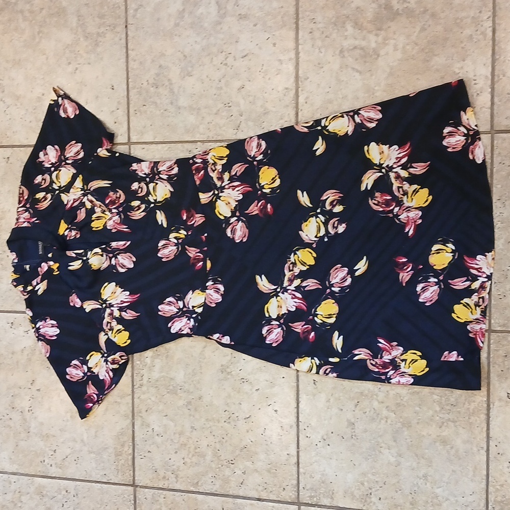 NWOT Banana Republic Twist Neck Fit And Flare Dress - Picture 4 of 6